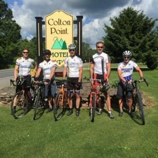 Colton Point Motel Wellsboro Εξωτερικό φωτογραφία